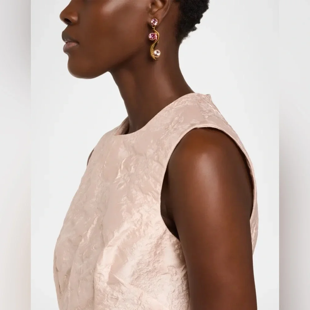 Oscar de la Renta Crystal Wave Earrings Gold with Clear Crystals